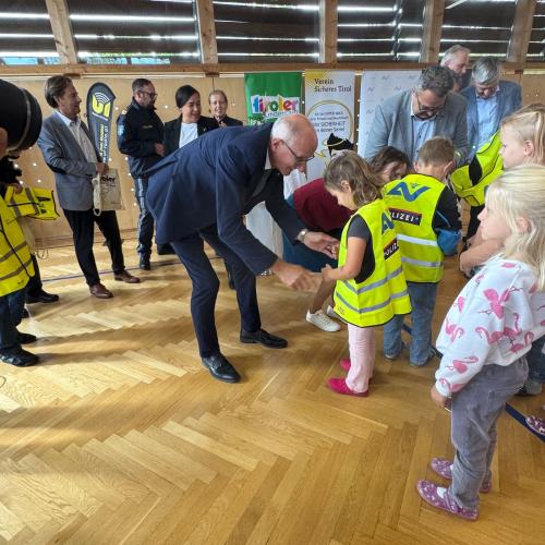 Schulstartpaket 2025