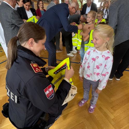 Schulstartpaket 2025